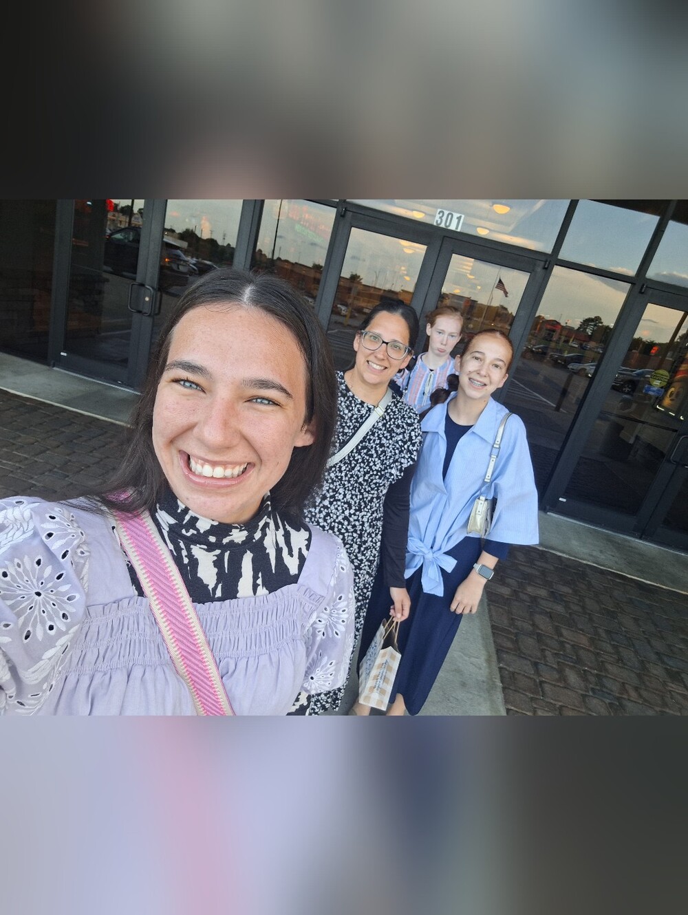 Heyy💓✨️ - Picture 6 of 7